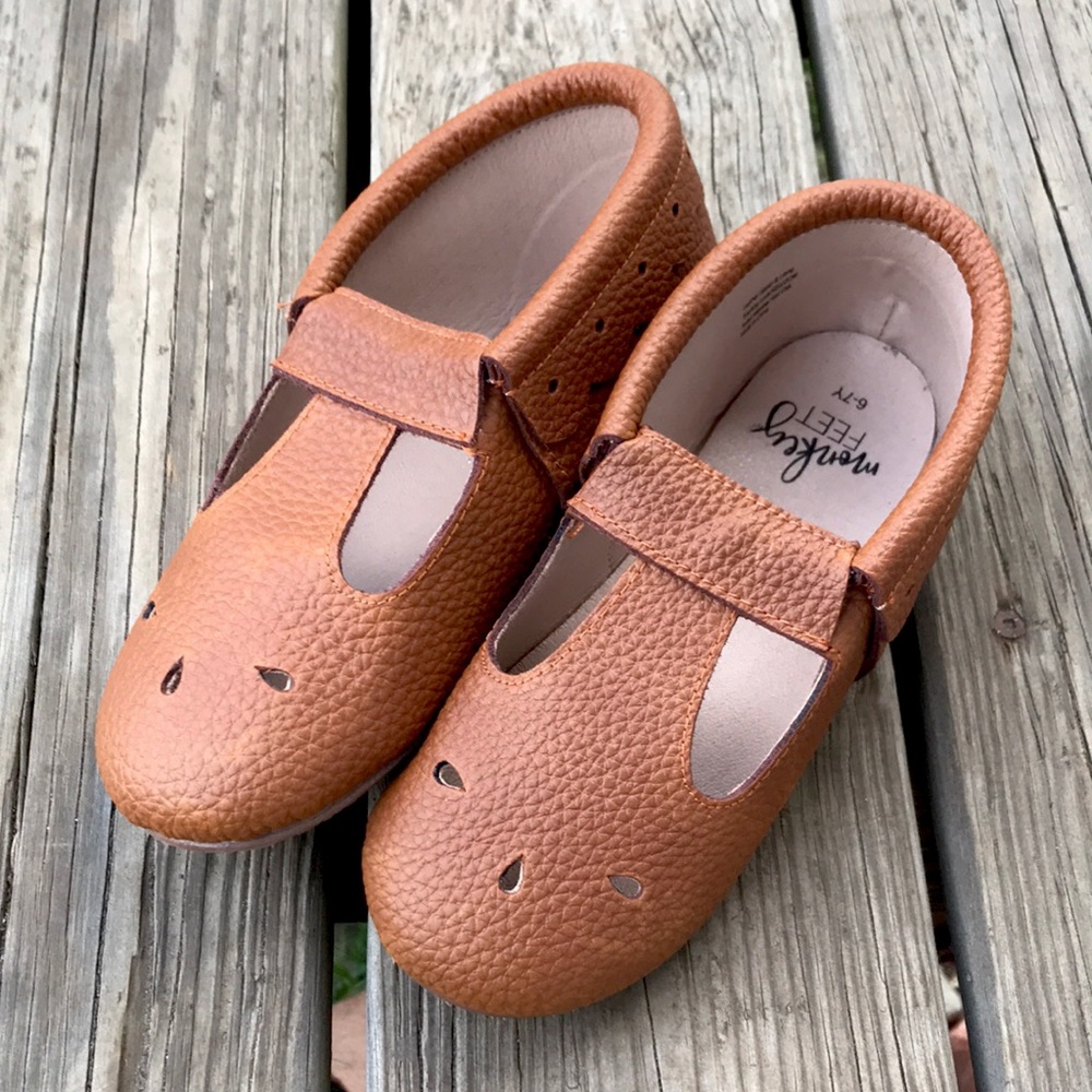Girls T-Strap Shoes Monkey Feet Shoes Brown